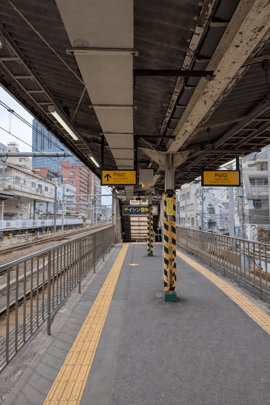 JR高田馬場駅 戸山口へ